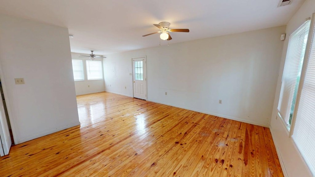 4247 Hadlock Road Exmore, VA 23350 - Photo 10 of 51
