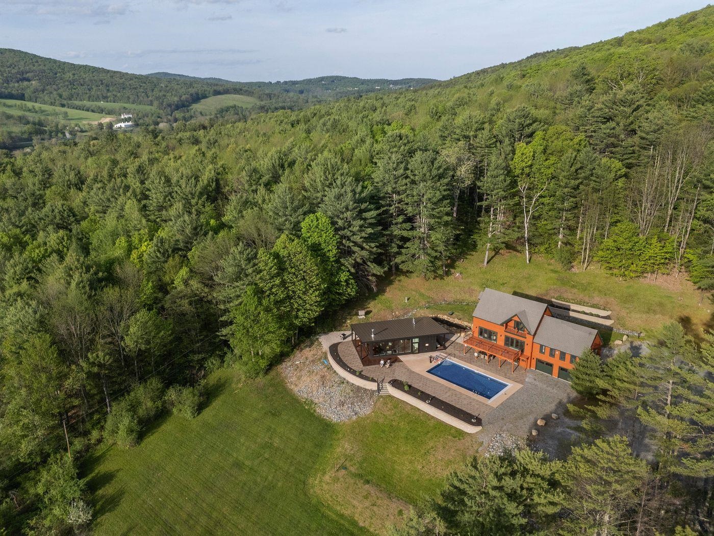 249 Sawyer Road Woodstock, VT 05091 - Photo 18 of 21