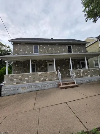 $2,850 | 8 Clinton Street, Morristown, NJ 07960