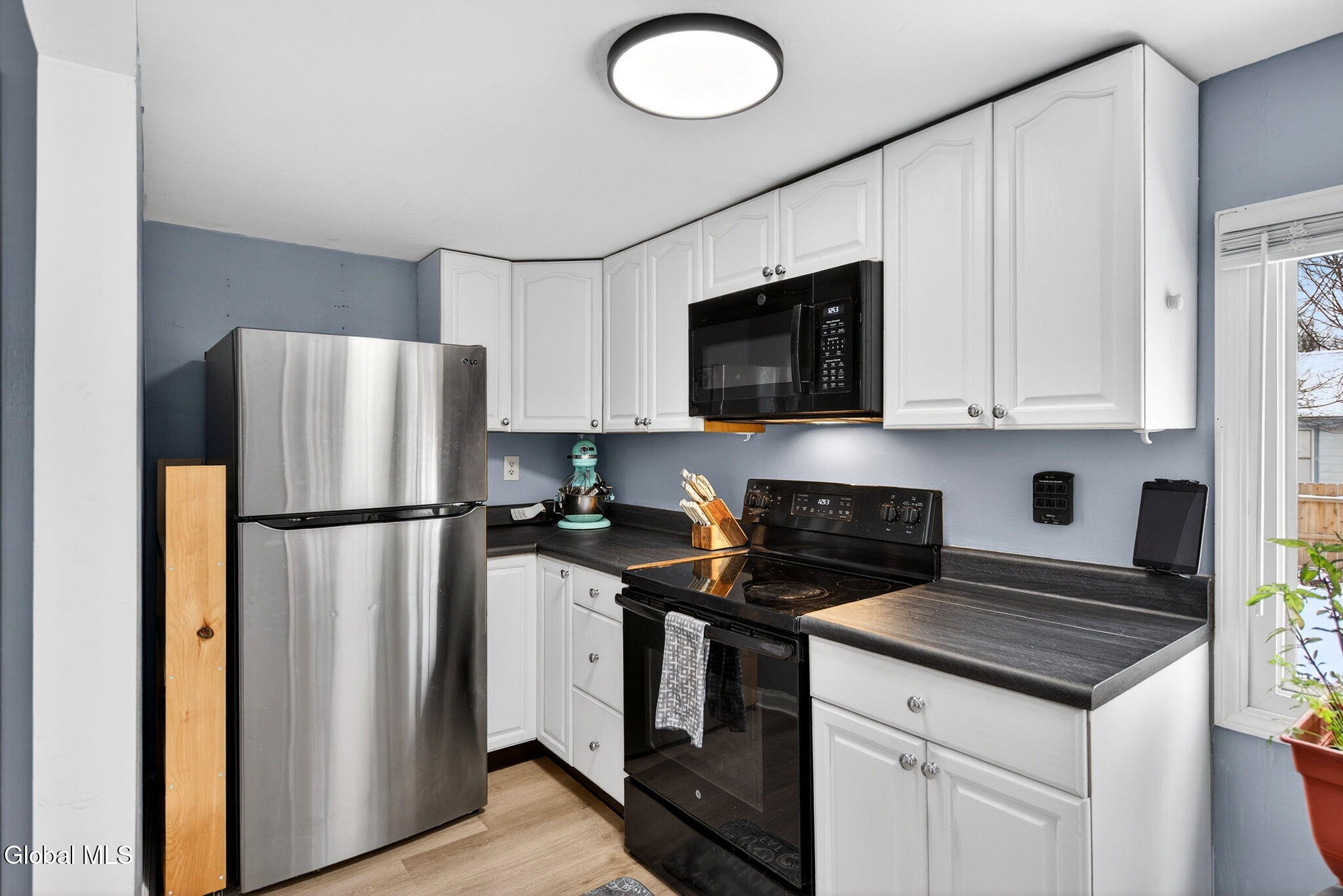 3516 Consaul Road Niskayuna, NY 12304 - Photo 14 of 25 Interior 13