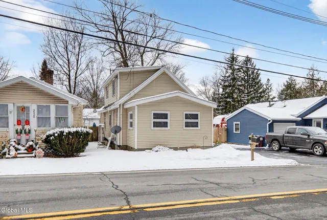 $229,000 | 3516 Consaul Road, Niskayuna, NY 12304