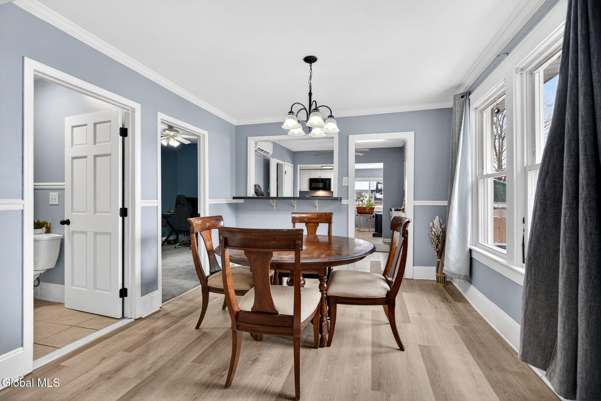 3516 Consaul Road Niskayuna, NY 12304 - Photo 6 of 25 Interior 05