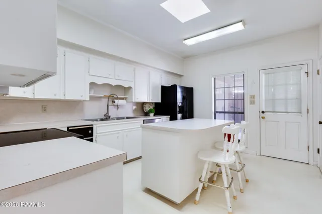 $128,000 | 215 East Branche Street, Rayne, LA 70578