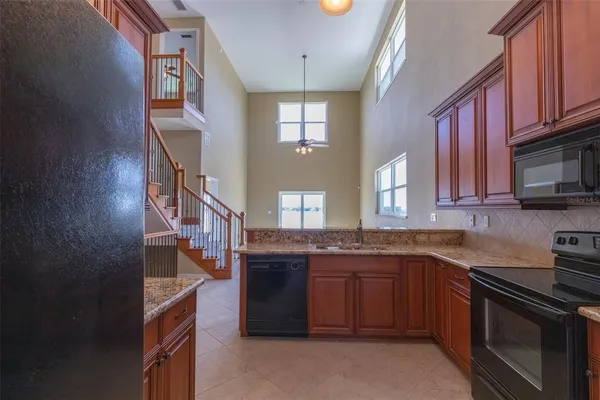 a view of an entryway in front of house