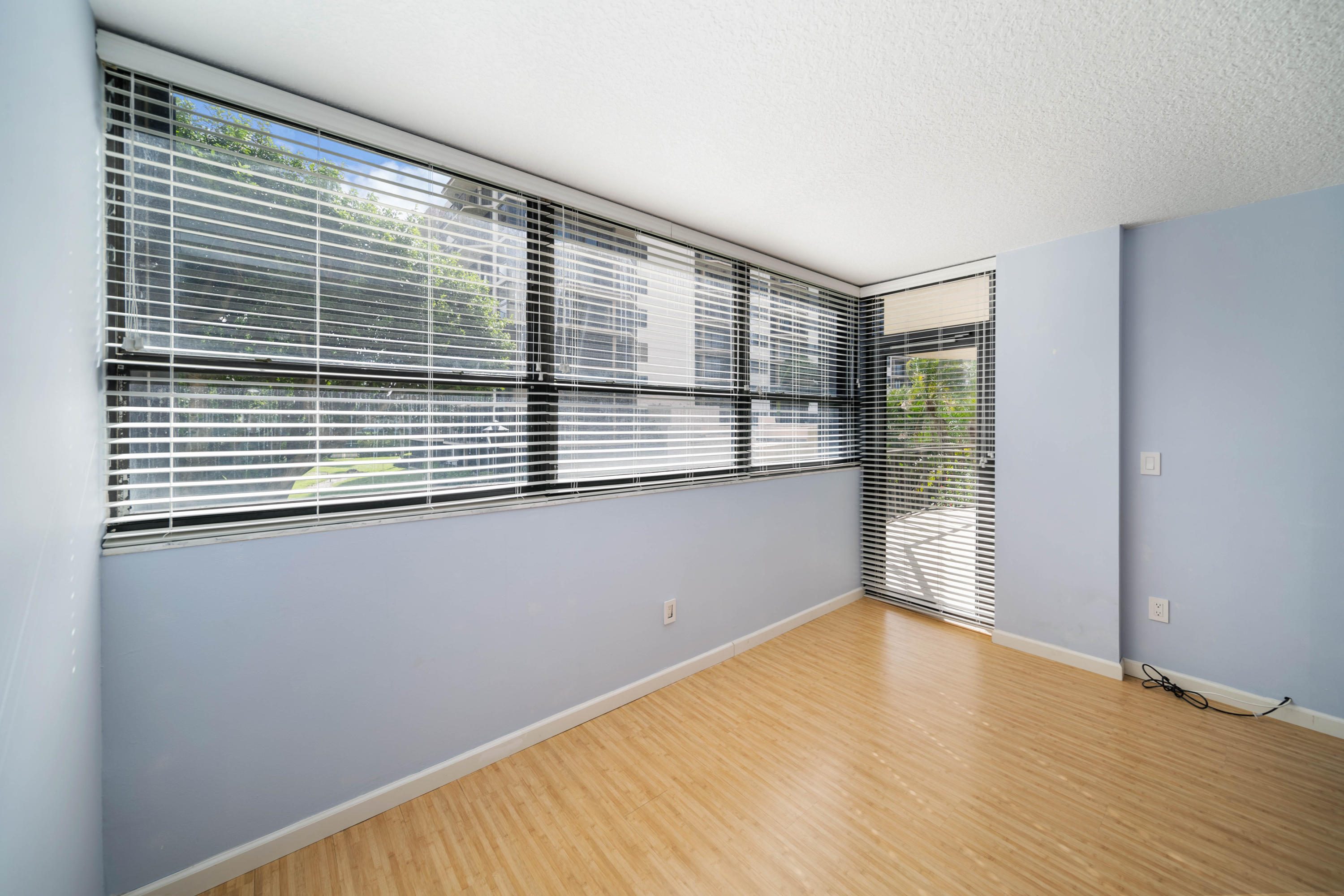 899 Jeffery Street, Unit 205 Boca Raton, FL 33487 - Photo 14 of 35 FXX_7658