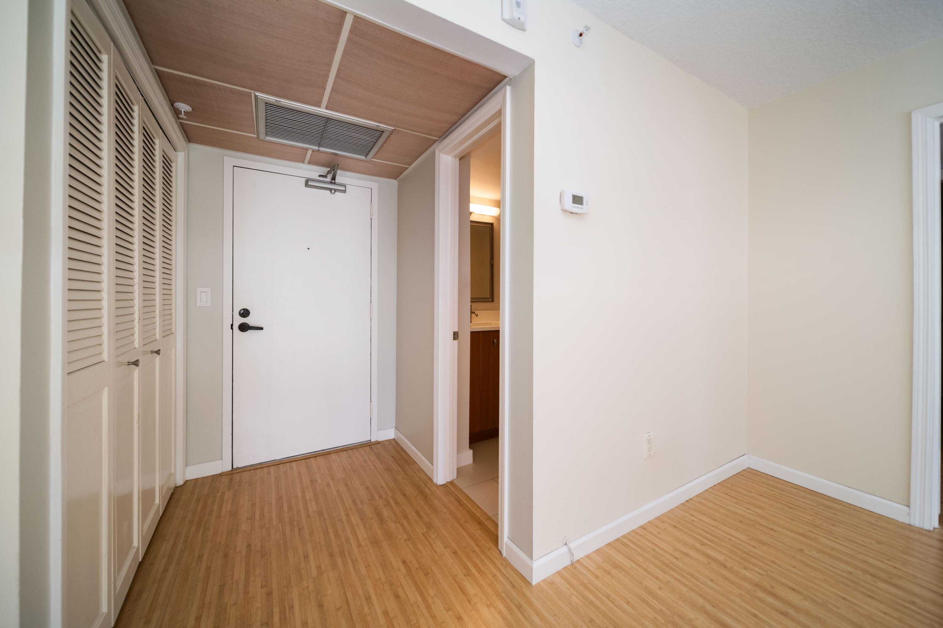 899 Jeffery Street, Unit 205 Boca Raton, FL 33487 - Photo 20 of 35 FXX_7676