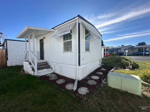 $49,900 | 2015 6th Avenue, Unit 141, Clarkston, WA 99403