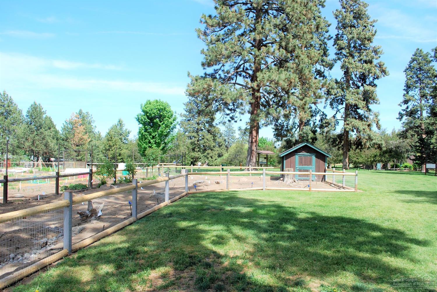 1238 Northeast Jones Road Bend, OR 97701 - Photo 25 of 25 Additional Photo