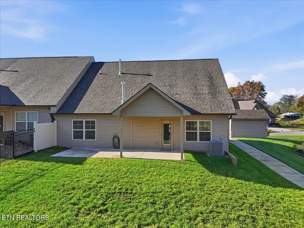 $419,900 | 7434 Willow Path Lane, Knoxville, TN 37918