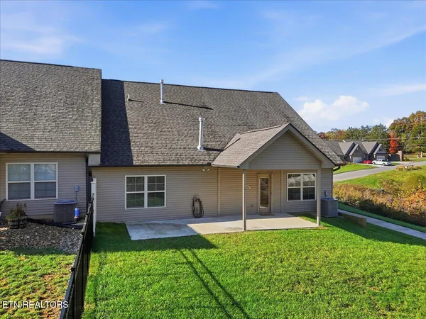 $419,900 | 7434 Willow Path Lane, Knoxville, TN 37918