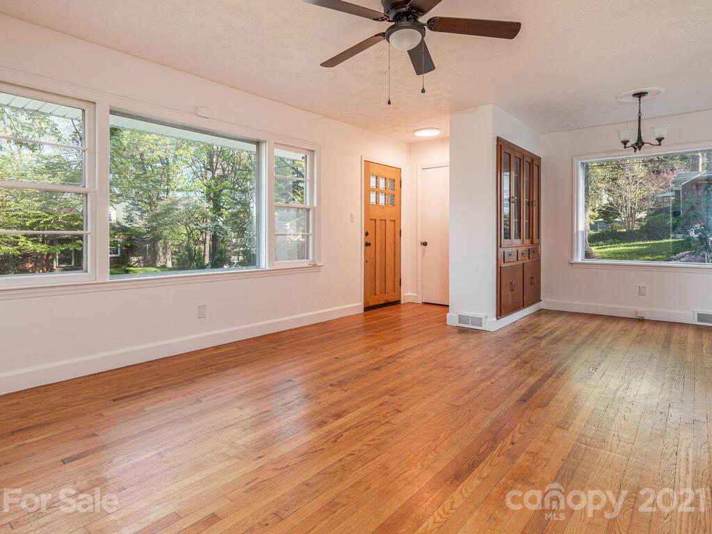 120 Arthur Road Asheville, NC 28806 - Photo 5 of 28 Gallery Image 5