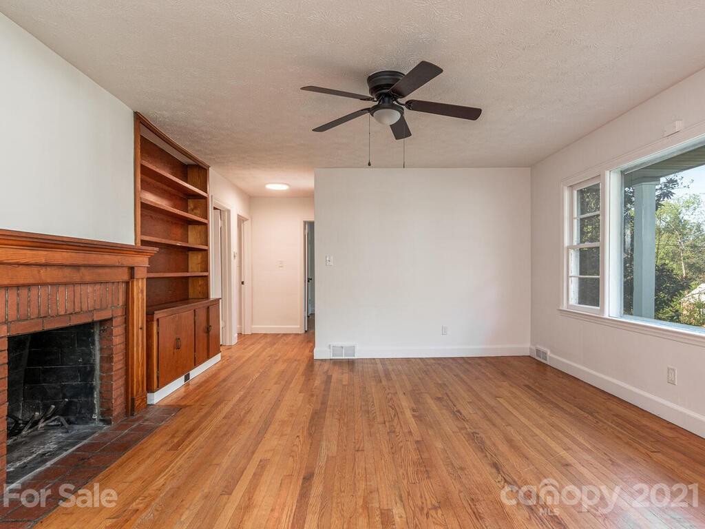 120 Arthur Road Asheville, NC 28806 - Photo 8 of 28 Gallery Image 8