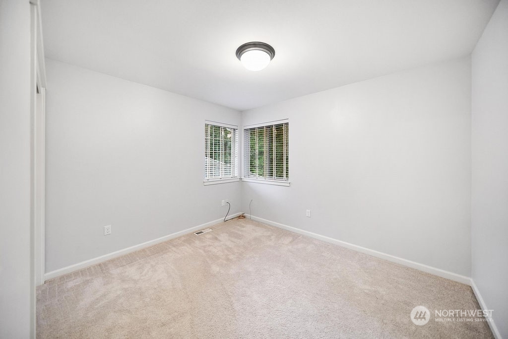 381 Southwest Ragle Court Port Orchard, WA 98367 - Photo 27 of 40 Gallery Image 27