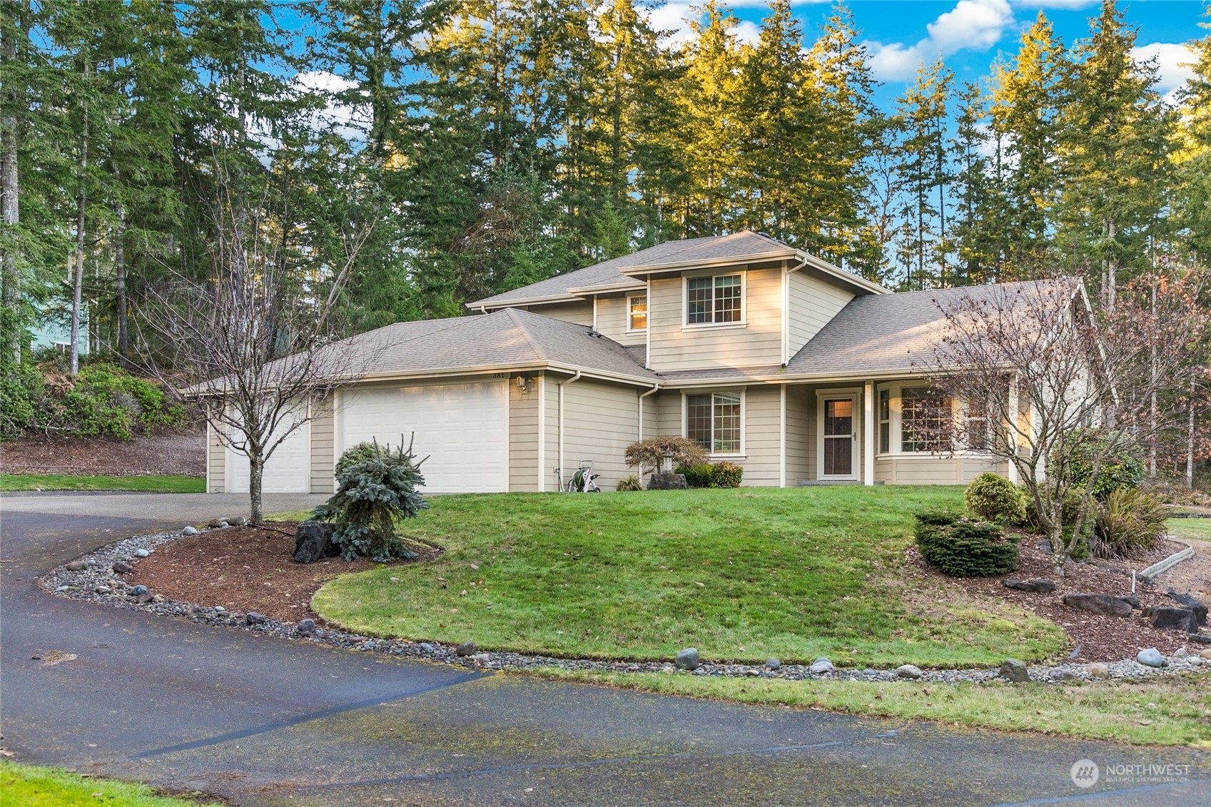 381 Southwest Ragle Court Port Orchard, WA 98367 - Photo 3 of 40 Gallery Image 3