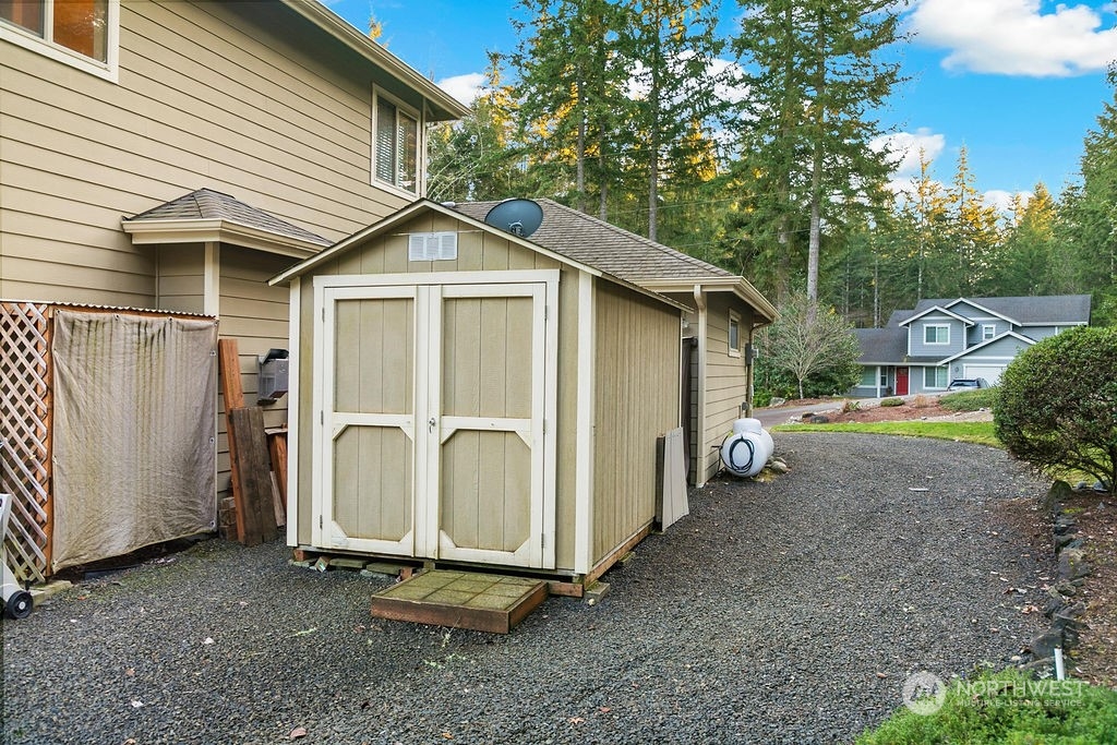 381 Southwest Ragle Court Port Orchard, WA 98367 - Photo 33 of 40 Gallery Image 33