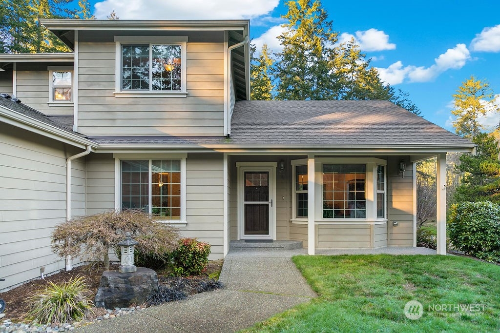 381 Southwest Ragle Court Port Orchard, WA 98367 - Photo 4 of 40 Gallery Image 4