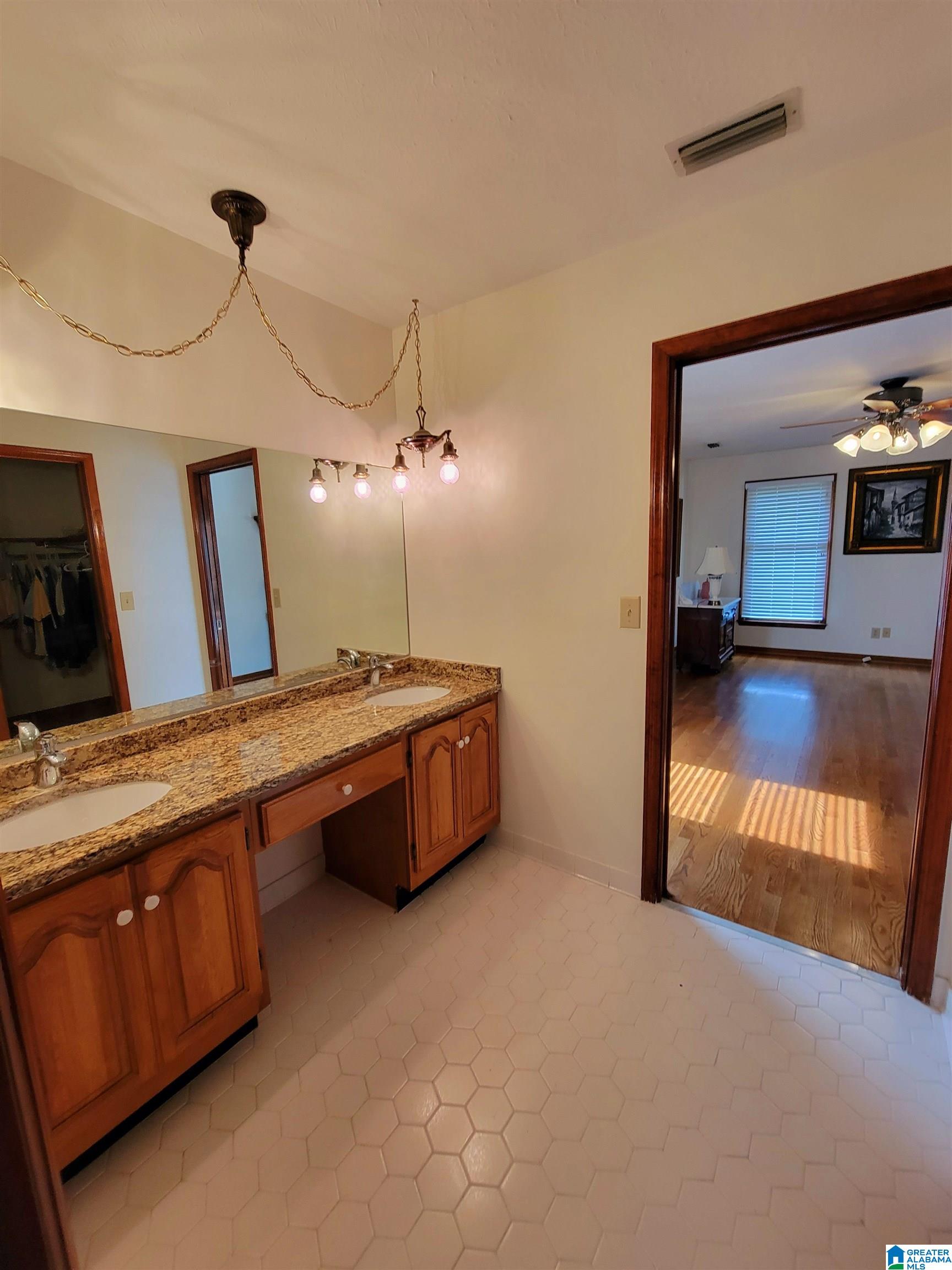 803 Mountain Brook Road Oxford, AL 36203 - Photo 14 of 20