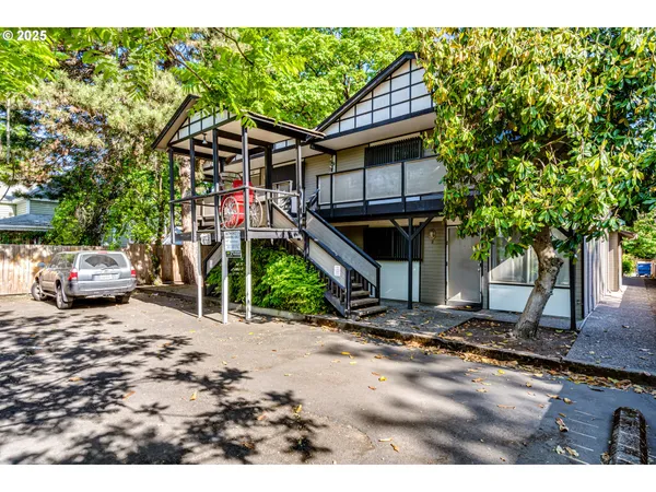 $1,300,000 | 851 West 5th Avenue, Eugene, OR 97402