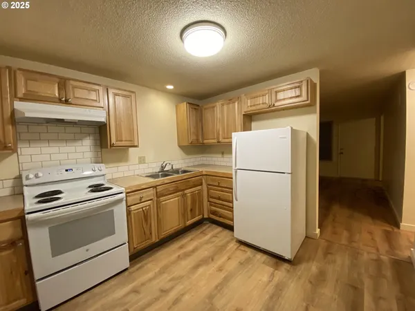 $1,300,000 | 851 West 5th Avenue, Eugene, OR 97402