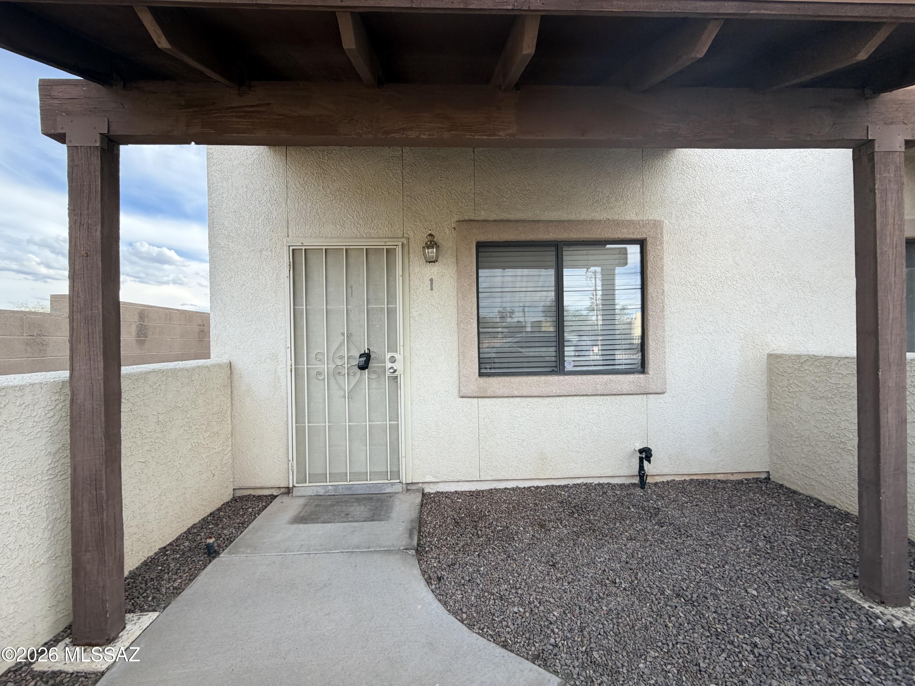 311 West Pastime Road, Unit 1 Tucson, AZ 85705 - Photo 2 of 11