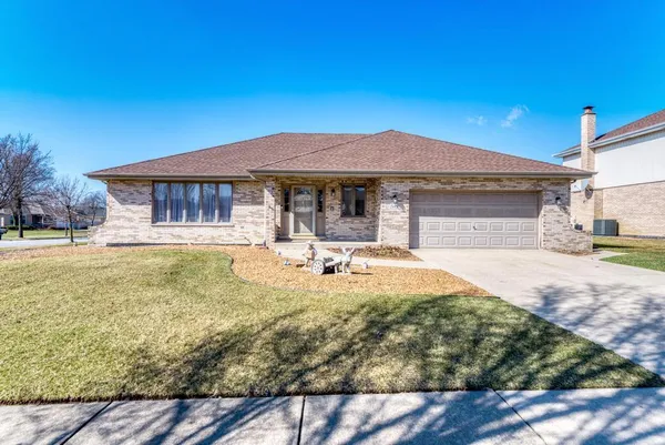 $494,000 | 19458 Manchester Drive, Mokena, IL 60448