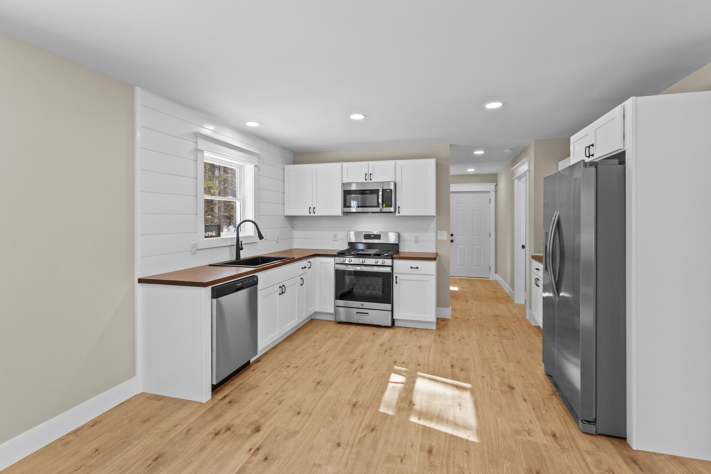 398 Hudson Hill Road Hudson, ME 04449 - Photo 23 of 50 IMG_1102