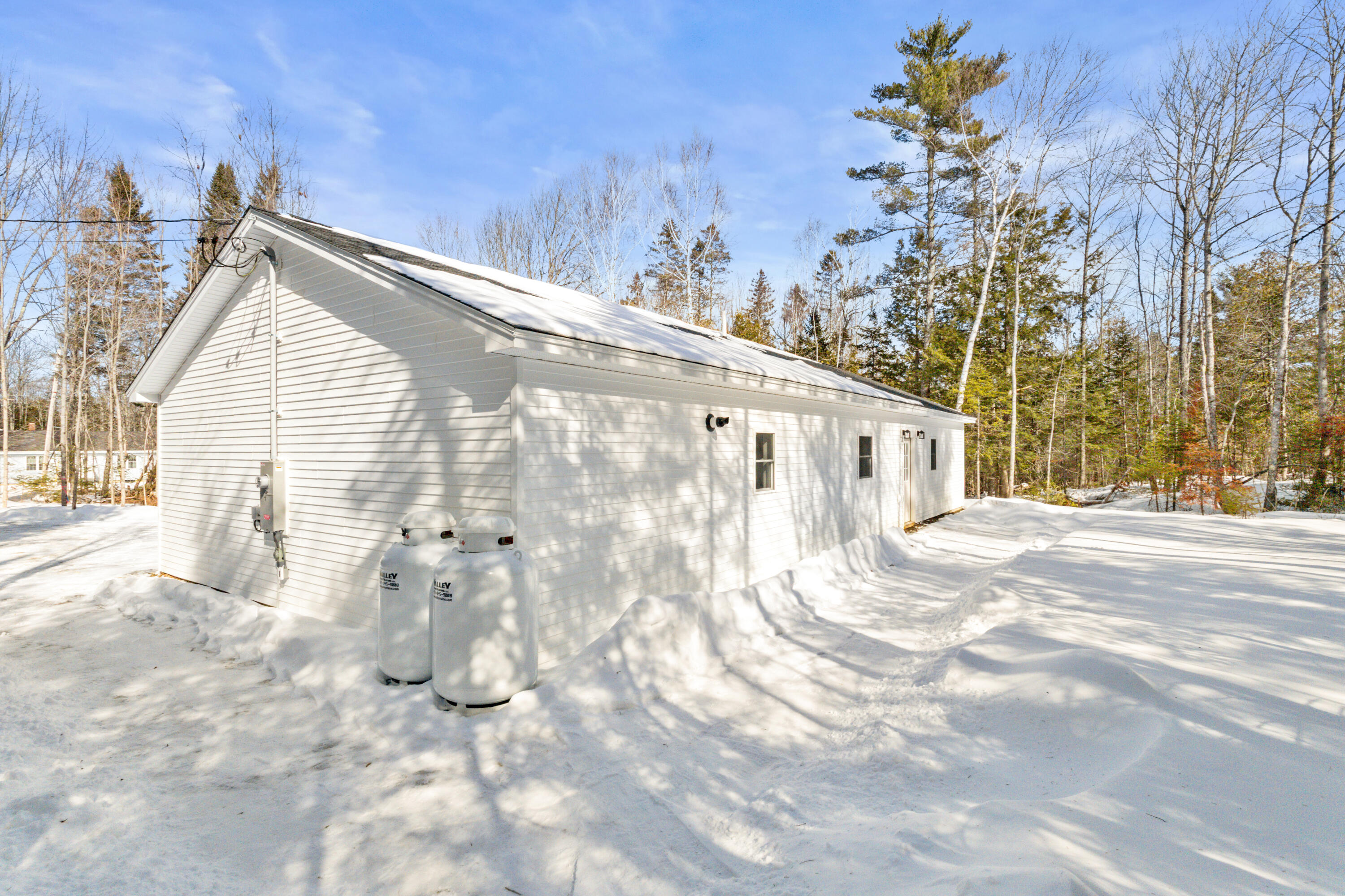 398 Hudson Hill Road Hudson, ME 04449 - Photo 5 of 50 IMG_1229_reduced