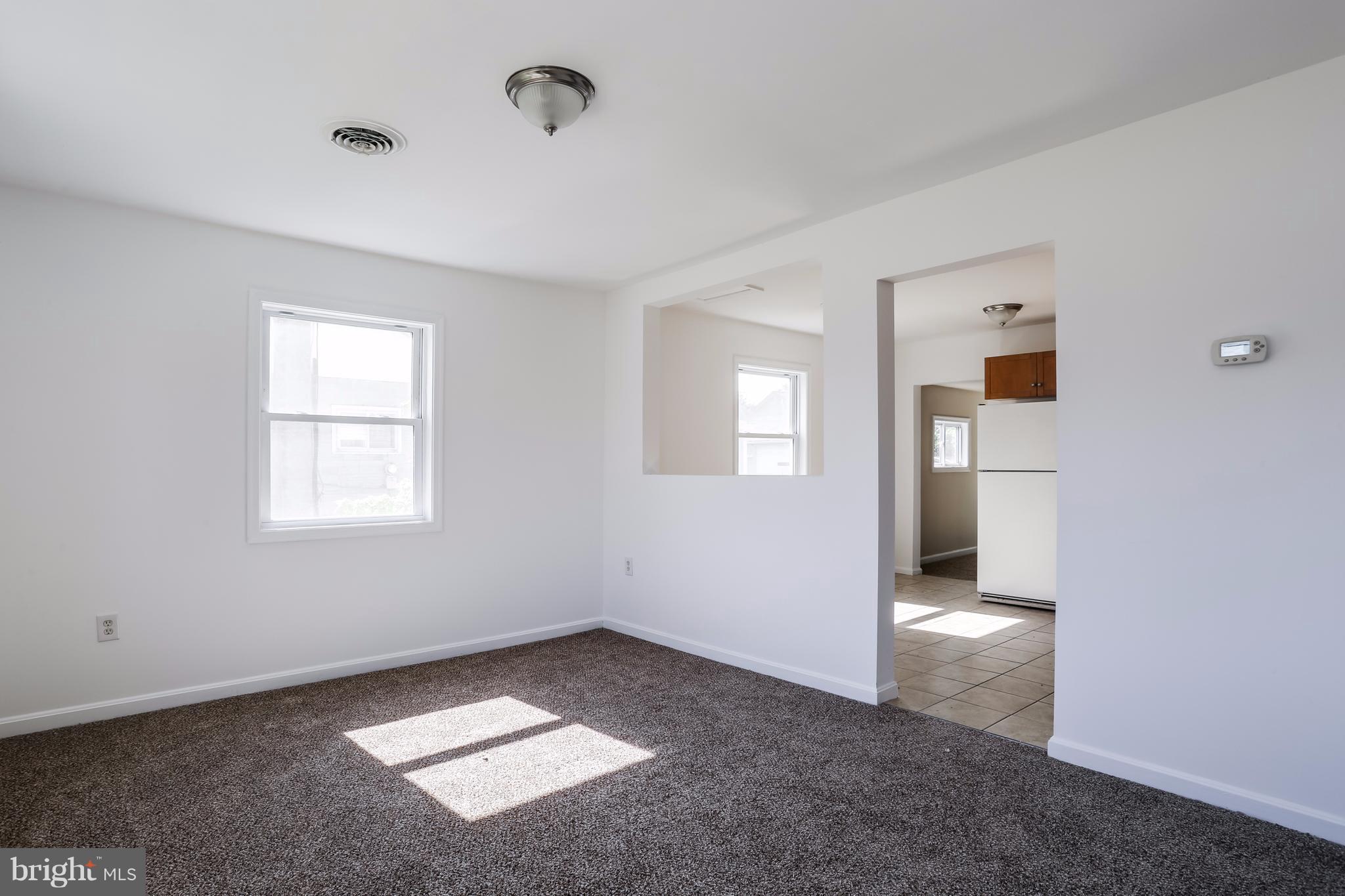 12 Venturi Road Middle River, MD 21220 - Photo 2 of 12 Living Room
