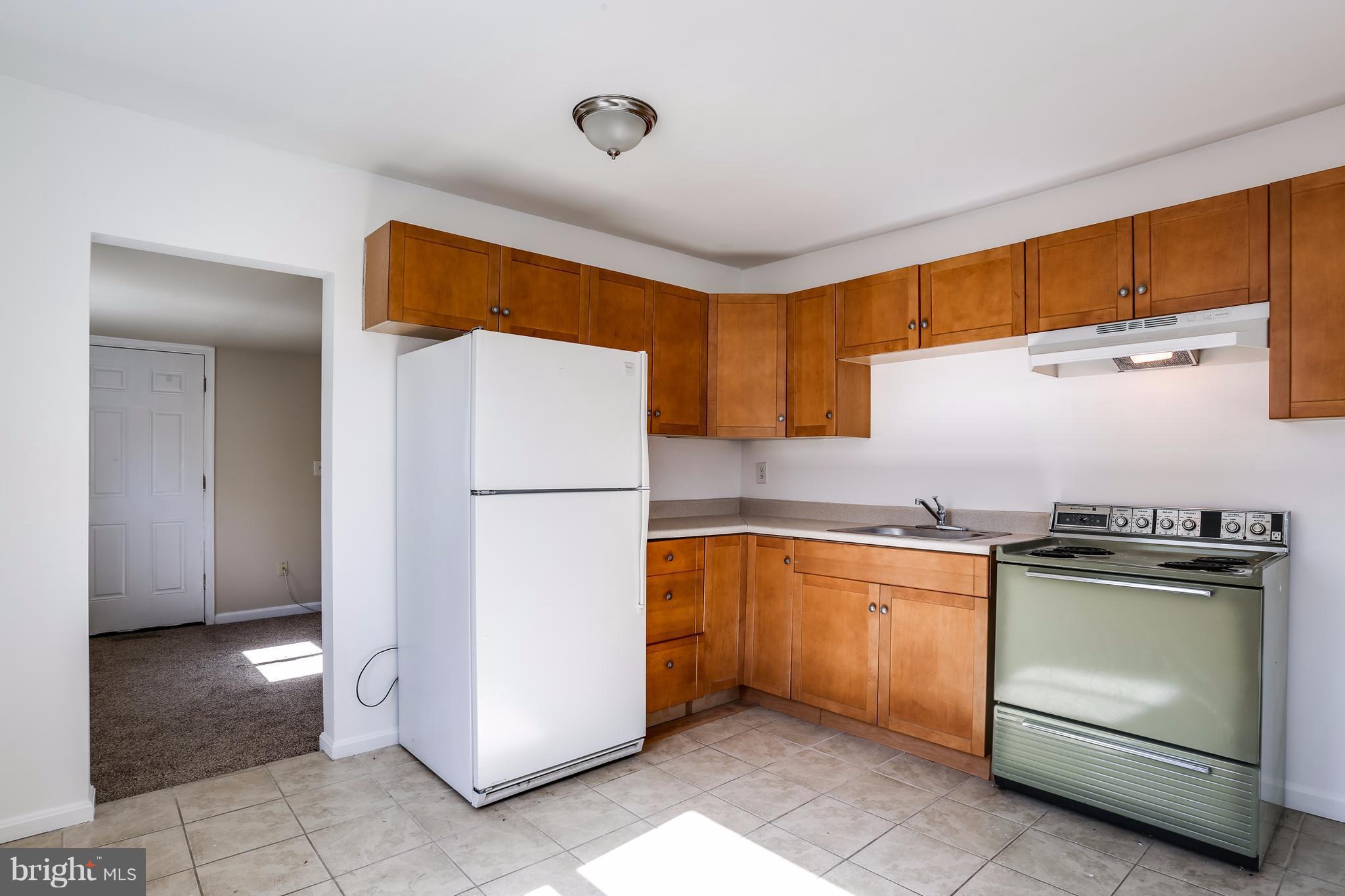 12 Venturi Road Middle River, MD 21220 - Photo 4 of 12 Kitchen