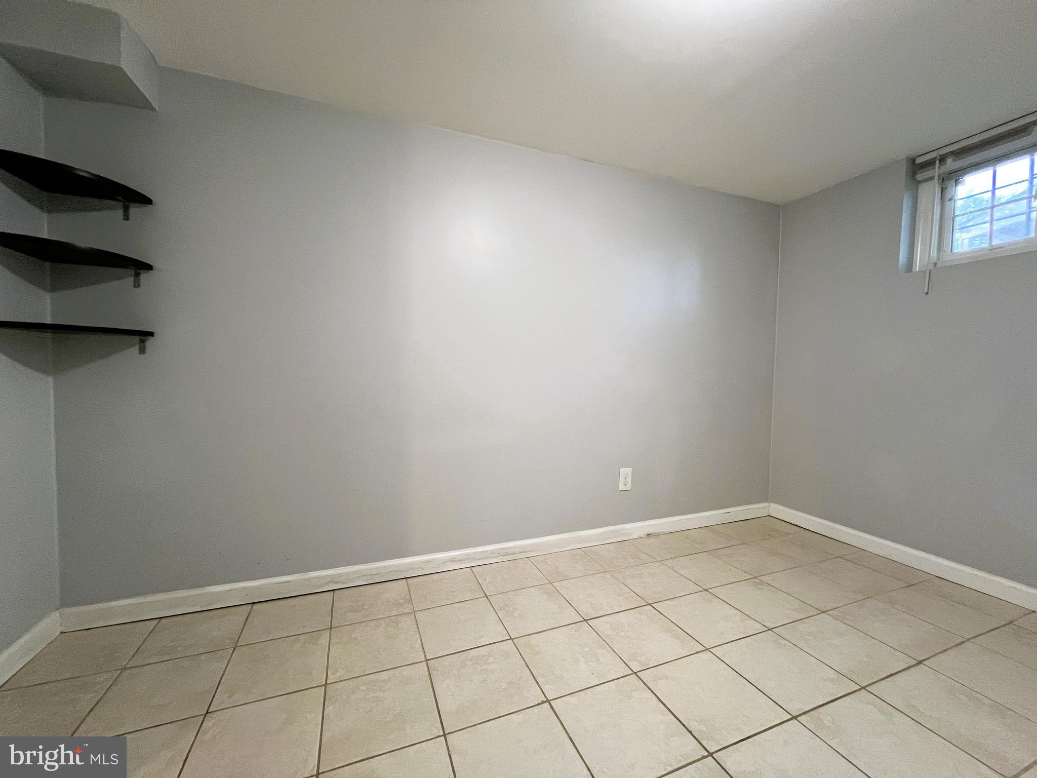 3705 Bancroft Road Baltimore, MD 21215 - Photo 35 of 50 a view of an empty room