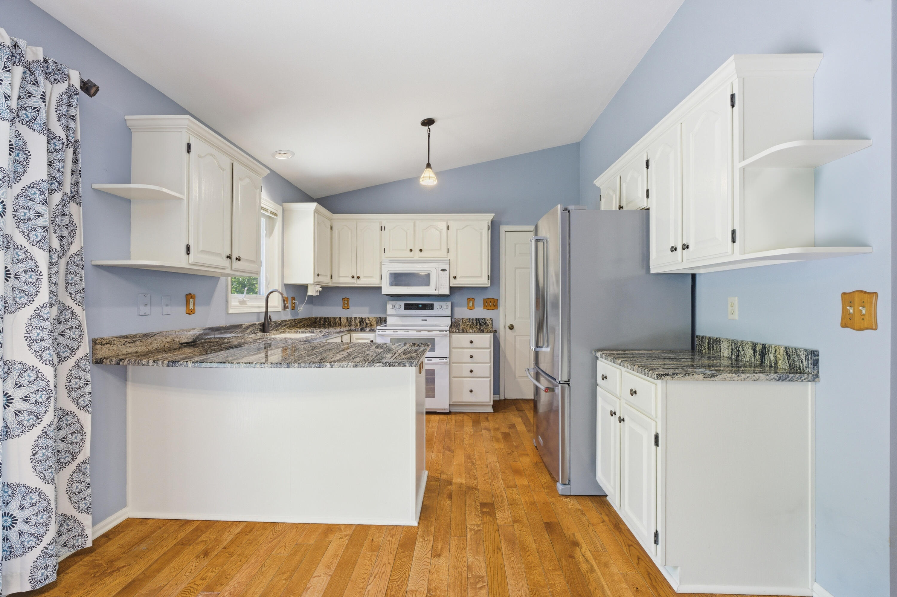 271 Southview Road Fond du Lac, WI 54935 - Photo 13 of 43 Photo-7 (14)