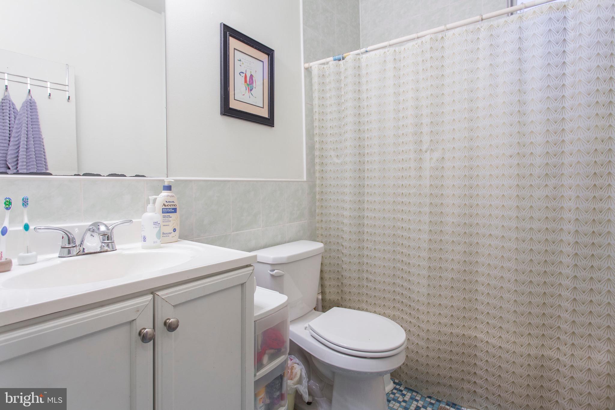 1438 Tasker Street Philadelphia, PA 19145 - Photo 14 of 36 Gallery Image 14