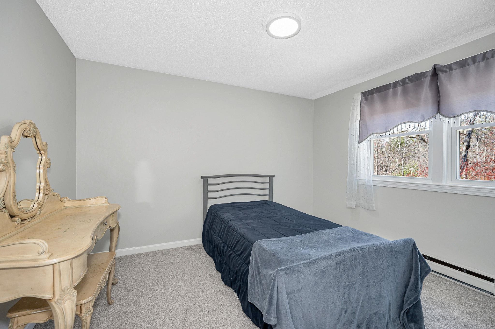 42 Barretts Hill Road, Unit A Hudson, NH 03051 - Photo 17 of 29
