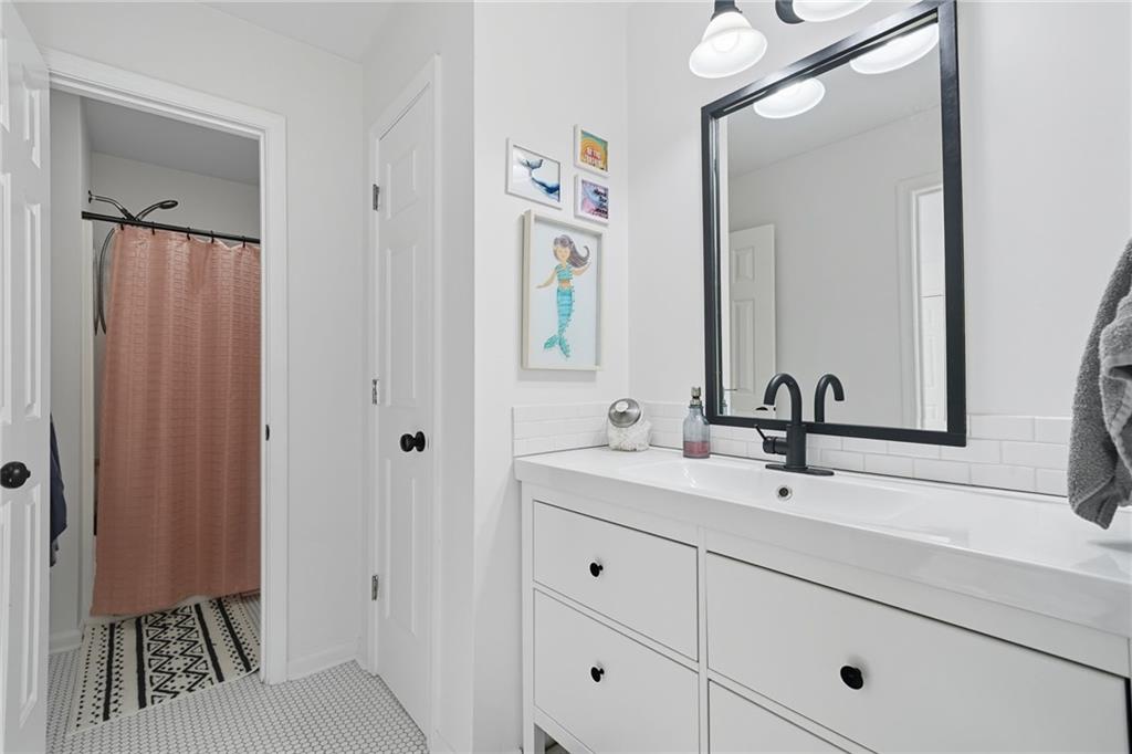 148 Reddin Drive Canton, GA 30114 - Photo 20 of 34