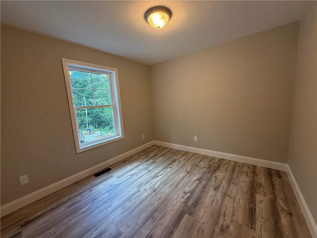 50 Hope Furnace Road Coventry, RI 02816 - Photo 7 of 19