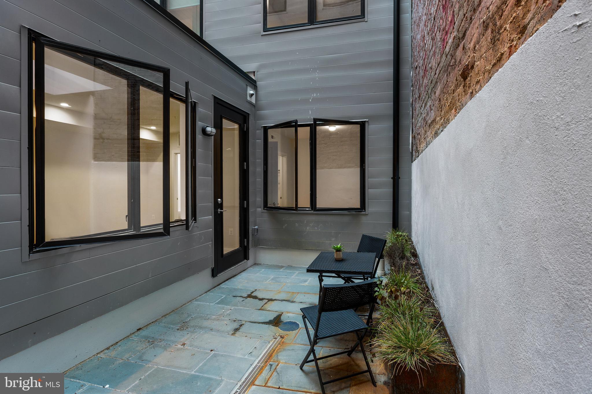 2248 Ontario Road Northwest, Unit 2 Washington, DC 20009 - Photo 24 of 30 Private Terrace w/built-in planters,