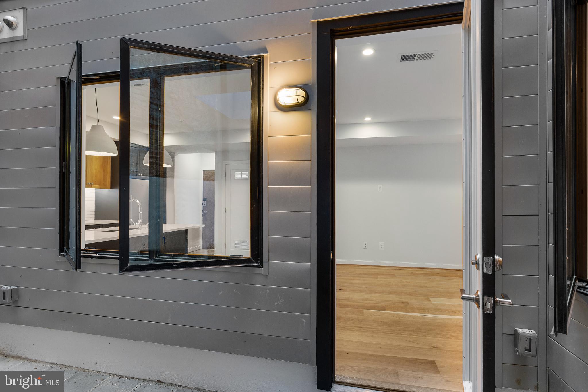 2248 Ontario Road Northwest, Unit 2 Washington, DC 20009 - Photo 26 of 30 2nd Entry with Secure Access