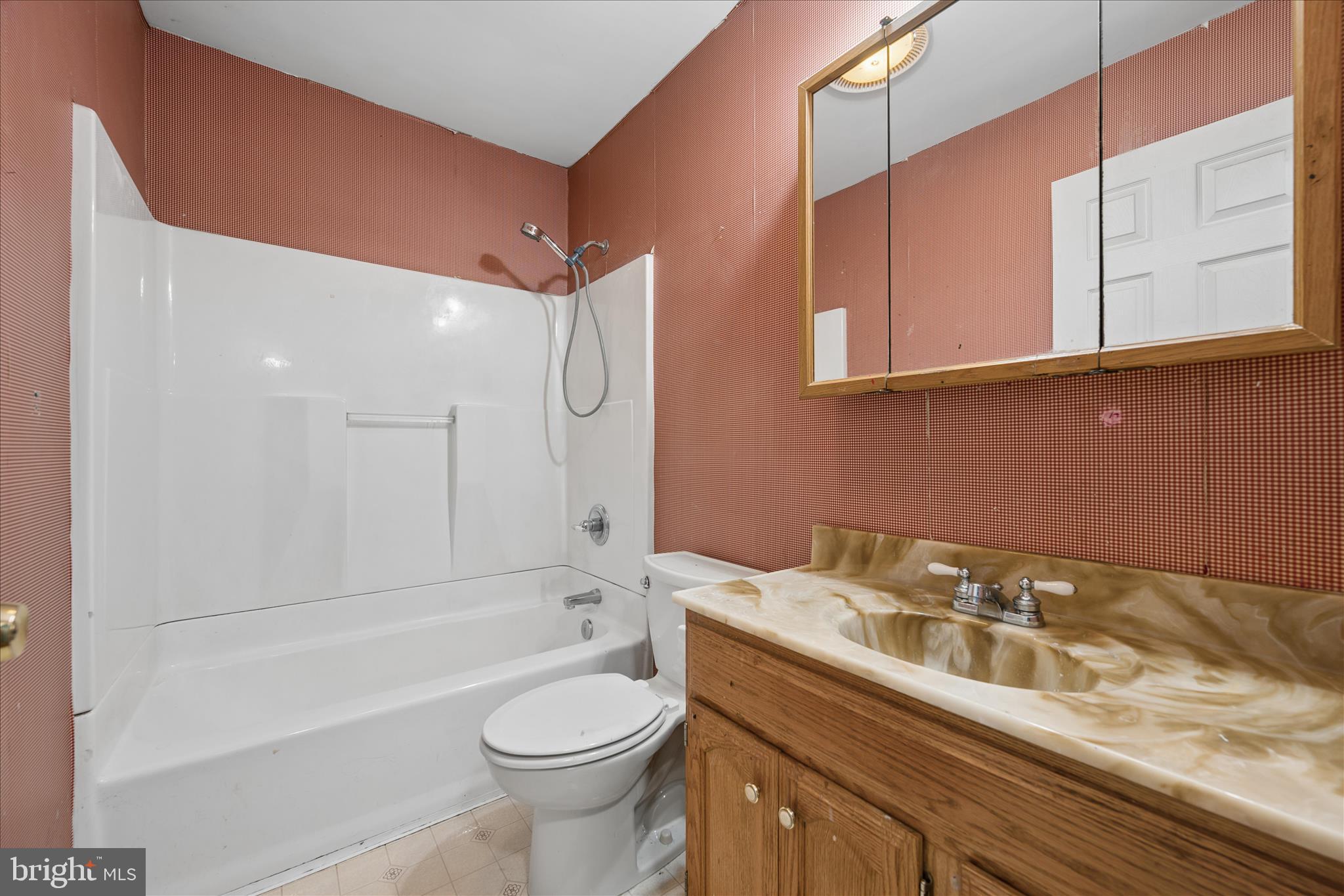 8354 Mountain Laurel Road Boonsboro, MD 21713 - Photo 25 of 91 Bathroom