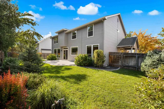 $899,900 | 918 North Caledonia Place, Eagle, ID 83616