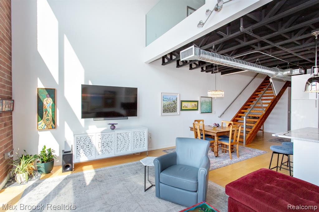 211 East 9 Mile Road, Unit 307 Ferndale, MI 48220 - Photo 32 of 60