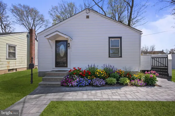 $325,000 | 511 Kings Highway South, Cherry Hill, NJ 08034