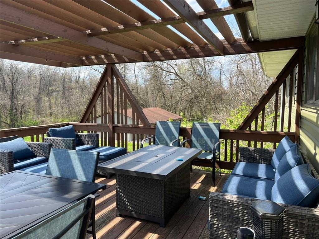671 York Run Road Smithfield, PA 15478 - Photo 9 of 49 Gallery Image 9