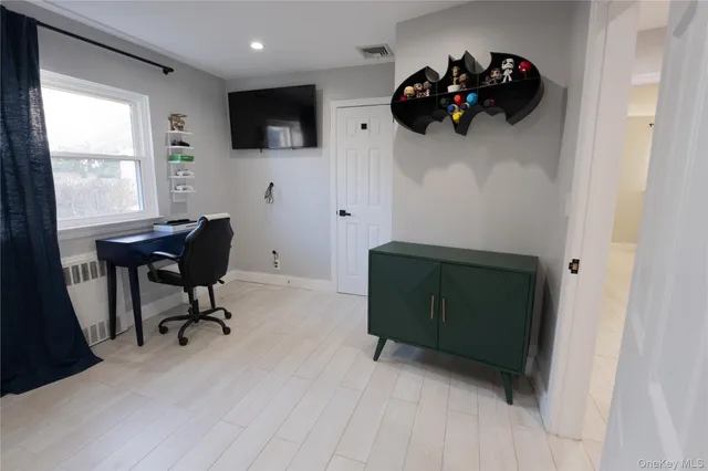 $4,750 | 275 Longvue Terrace, Yonkers, NY 10710