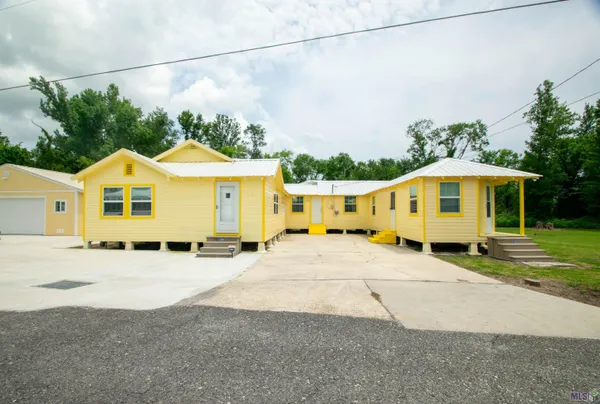 $165,000 | 206 Harris Street, Chauvin, LA 70344