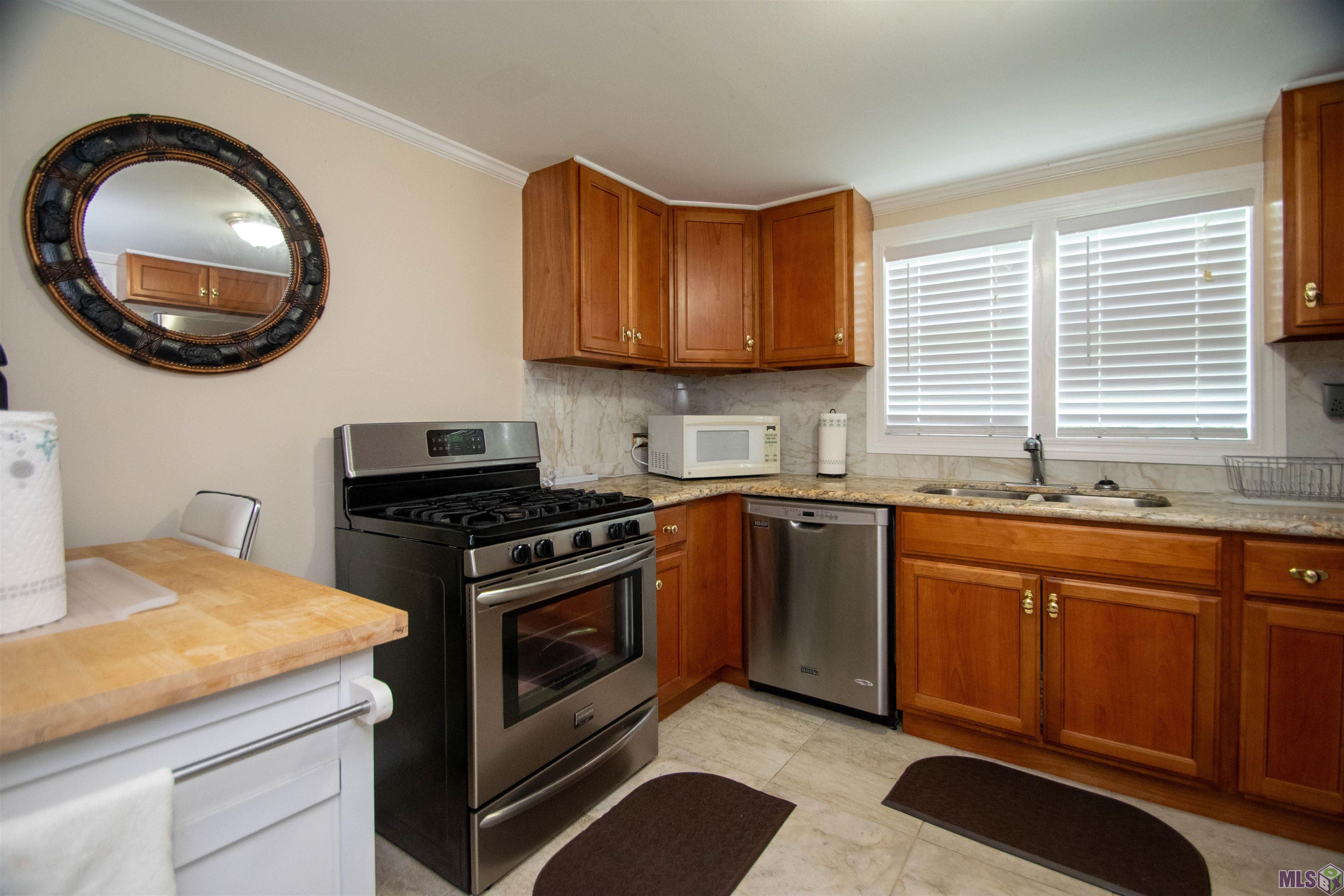 206 Harris Street Chauvin, LA 70344 - Photo 7 of 18