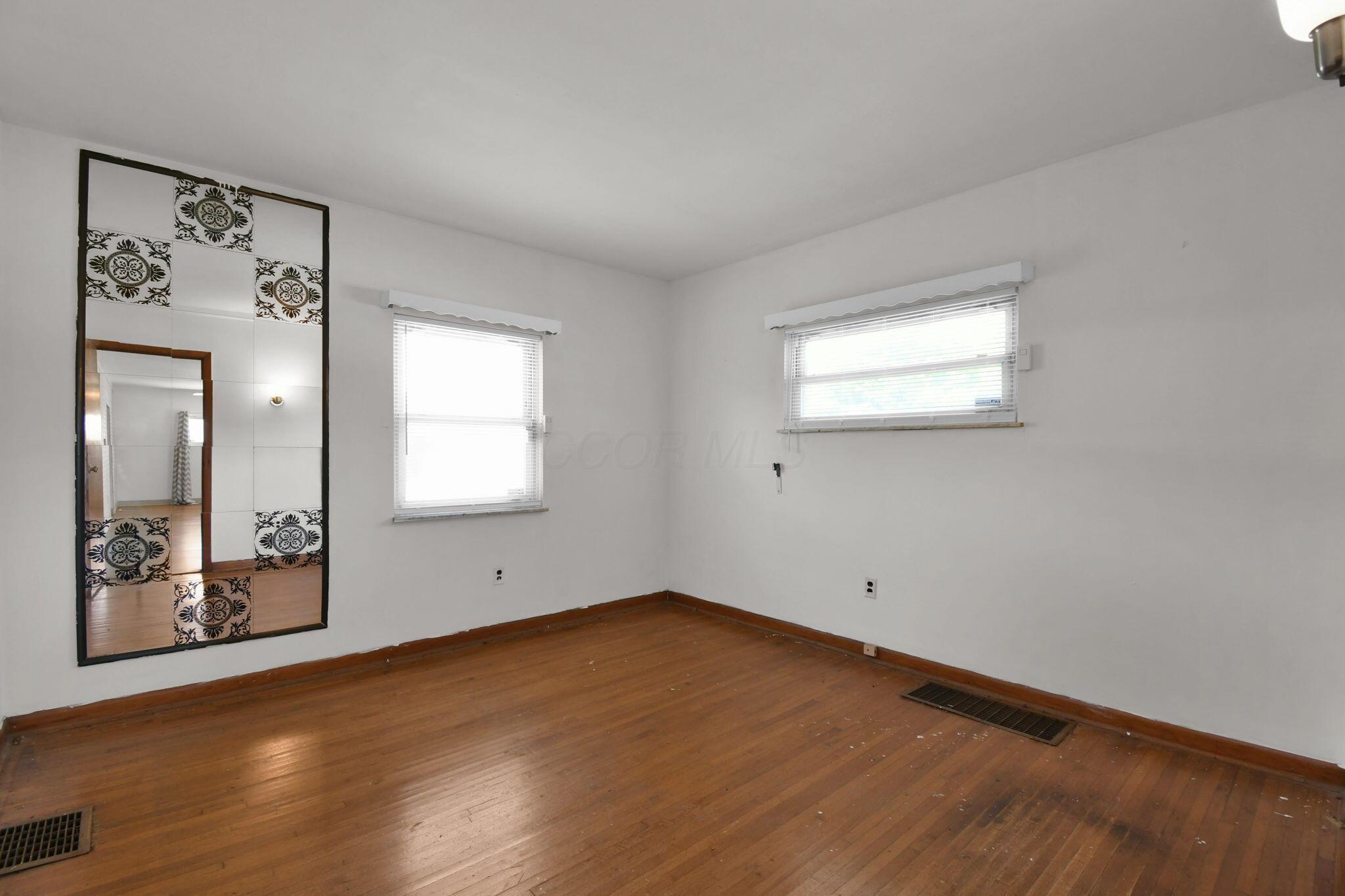 2365 Koebel Road Columbus, OH 43207 - Photo 16 of 26 16-web-or-mls-2365-koebel-rd