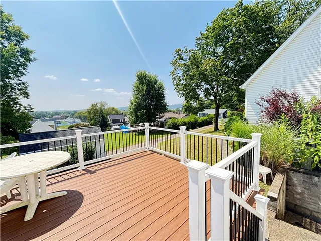 $214,900 | 705 California Avenue, Ellwood City, PA 16117