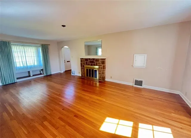 $214,900 | 705 California Avenue, Ellwood City, PA 16117