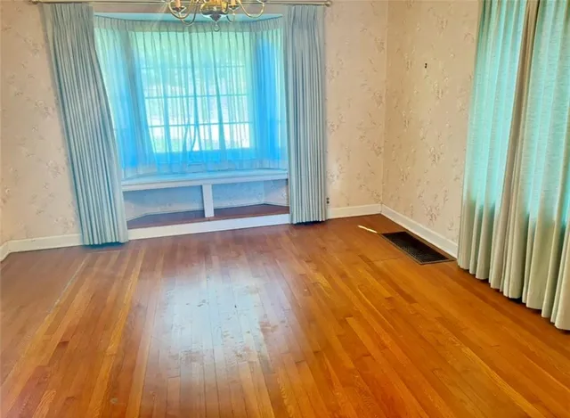 $214,900 | 705 California Avenue, Ellwood City, PA 16117