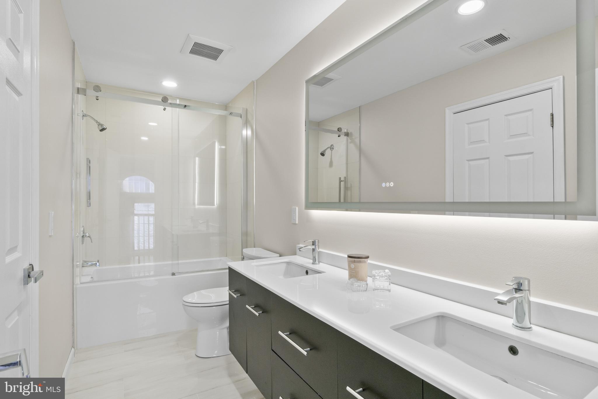 8428 Bells Ridge Terrace Potomac, MD 20854 - Photo 15 of 28